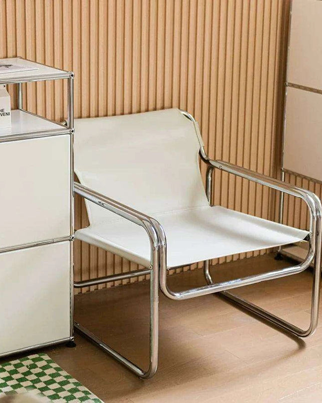 Bauhaus Luxe Leather Lounge Chair - A Fusion of Style and Comfort