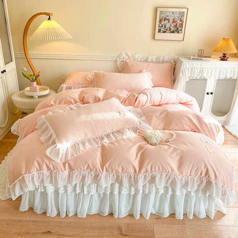 Princess Lace Ruffles 100% Cotton Bedding Set with Quilted Bedspread