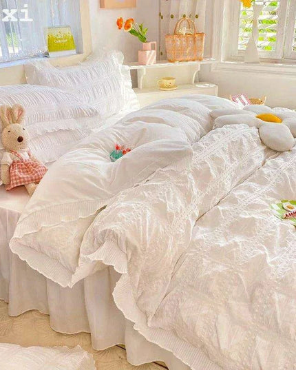 Elegant Ruffled Cotton Seersucker Bedding Set for Women - Solid Color Comforter Cover with Coordinating Bed Skirt, Available in King and Queen Sizes