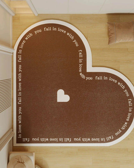Chic Heart-Shaped Welcome Mat - A Touch of Elegance for Your Home