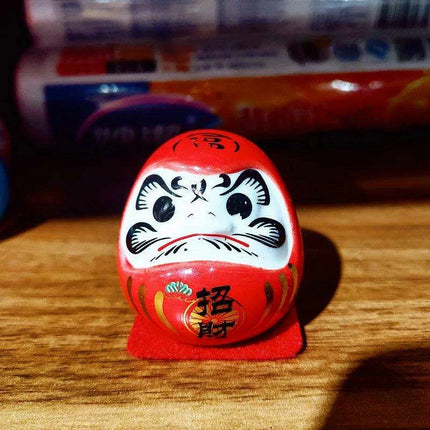Charming Japanese Ceramic Lucky Cat Daruma Figurine for Home Decor and Gifting