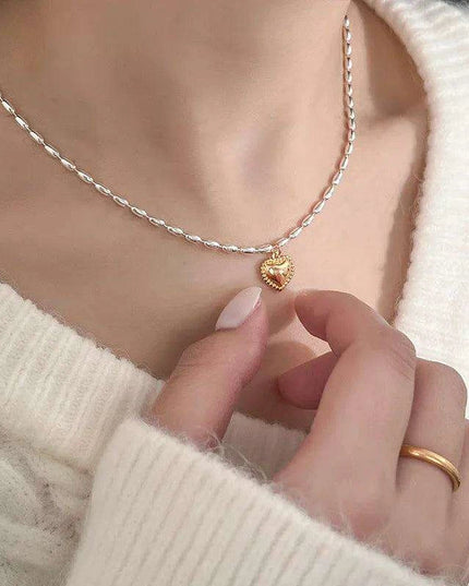 Sparkling Heart-Shaped Open Collar Choker Necklace for Women - Chic and Stylish Jewelry Accessory