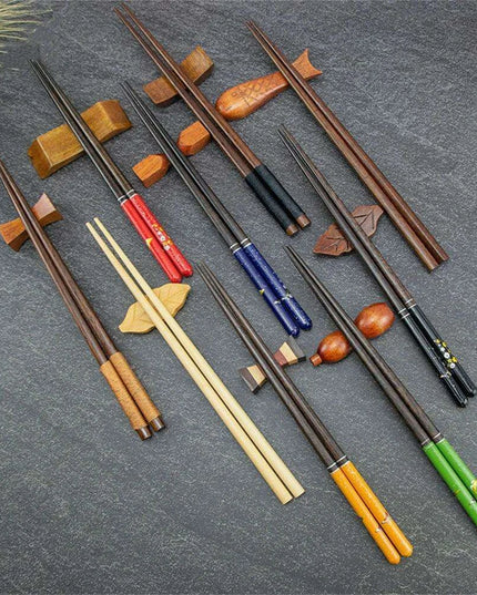 Eco-Friendly Japanese Wooden Chopstick Rest - Stylish Accent for Dining and Kitchen Decor