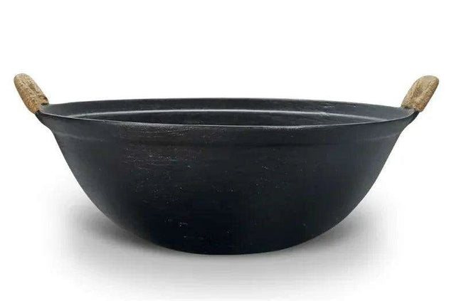 Handcrafted Iron Wok with Lid - Elevate Your Culinary Artistry