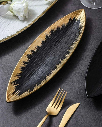 Sophisticated Japanese Ceramic Leaf Plate with Textured Finish and Gold Trim - Perfect for Elegant Dining