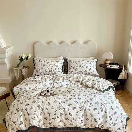 Vintage Lace Floral Egyptian Cotton 4-Piece Bedding Set with Shams