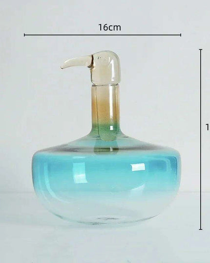 Toucan-Inspired Gradient Glass Vase: A Chic and Multifunctional Home Accent