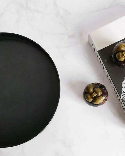 Chic Black and White Round Storage Tray - Versatile Organizer for Fruits, Perfumes, and Cosmetics