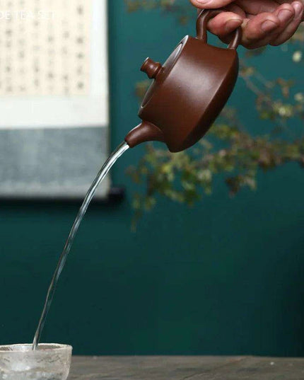 Handcrafted 180ml Yixing Purple Clay Teapot for Exquisite Dahongpao and Oolong Experiences