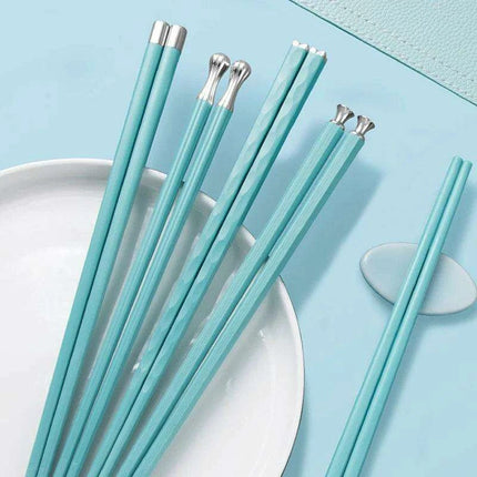 Sophisticated Non-Slip Sushi Chopsticks Set - 5 Pairs for Gourmet Dining