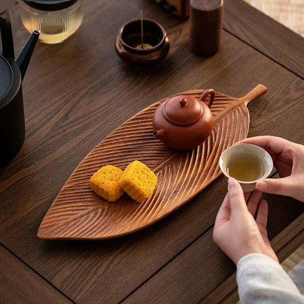 Nature-Inspired Wooden Leaf Tray - Elegant Serving and Decor Centerpiece