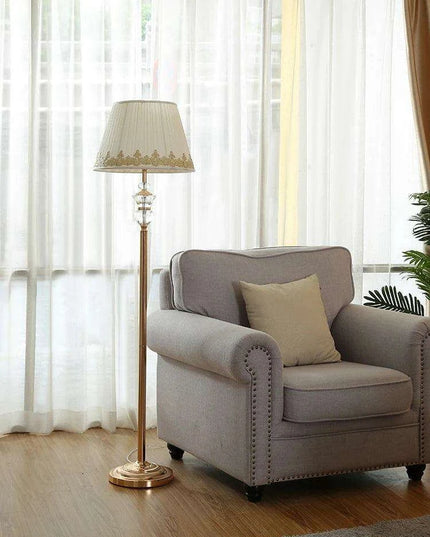 Elegant Crystal LED Floor Light - Modern Design for Chic Interiors