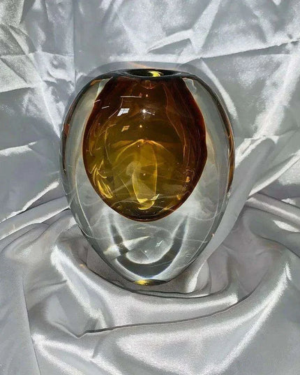 Elegant Pampas Grass Vase - A Luxurious Touch for Any Decor