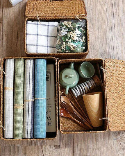 Woven Seagrass Storage Basket with Lid - Elegant and Functional Home Organizer