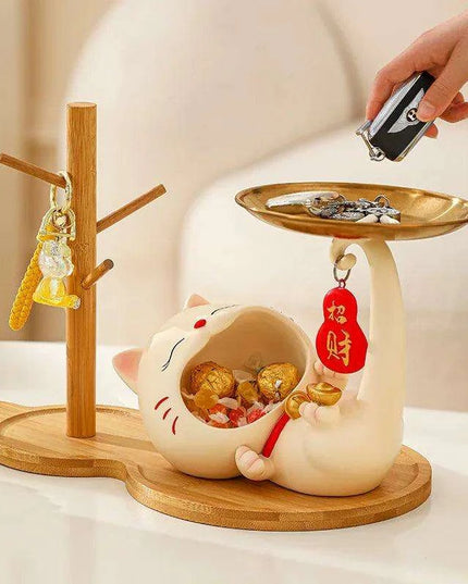 Charming Maneki-neko Key Organizer: Whimsical Resin Cat for Stylish Home Decor and Good Luck
