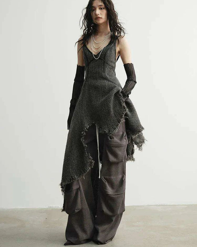 Chic Vintage Sleeveless V-Neck Dress with Unique Tassels and Burr Hem - Women's Wool Blend Autumn/Winter Fashion