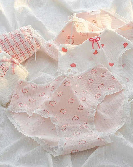 Whimsical Fruit-Themed Cotton Briefs for Girls - Soft and Breathable Seamless Underwear