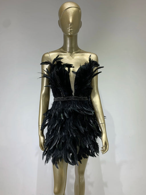 Elegant Black Feather Strapless Backless Gown for Women's Evening Events
