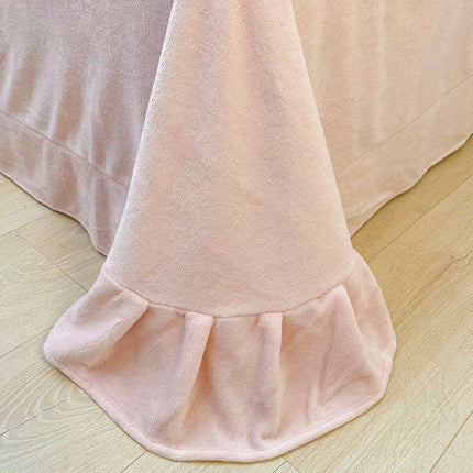 Charming Velvet Panda Bedding Set with Applique Details - Cozy Duvet Cover, Flat Sheet & Pillowcases for Various Bed Sizes