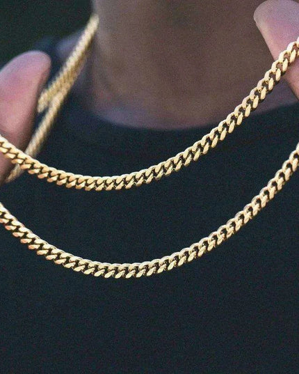 Sleek Urban Style: Men's Black and Gold Stainless Steel Link Necklace