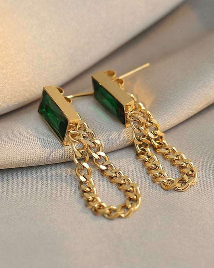 Emerald Elegance Geometric Rectangle Necklace - A Touch of Timeless Sophistication