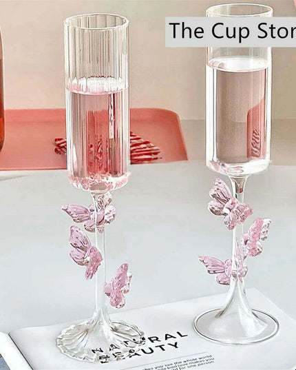 Charming 3D Butterfly Clear Glass Wine Goblet for Elegant Entertaining