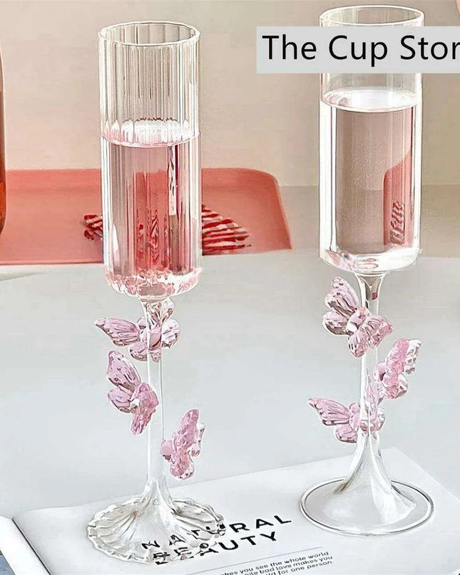 Charming 3D Butterfly Clear Glass Wine Goblet for Elegant Entertaining
