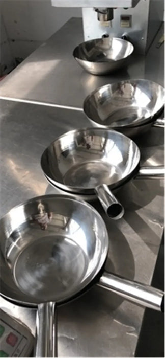 Large Stainless Steel Soup Ladle - Elegant Mirror Finish Kitchen Utensil