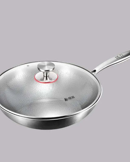 Titanium Excellence: Non-Stick Hammer-Printed Flat Bottom Wok for Gourmet Home Cooking
