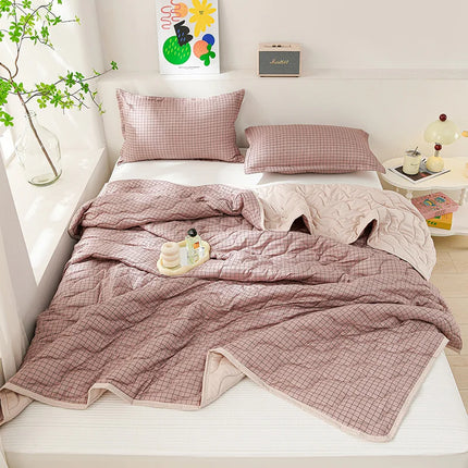 Manufacturer Direct Breathable Quilted Summer Blanket - Soft & Lightwe