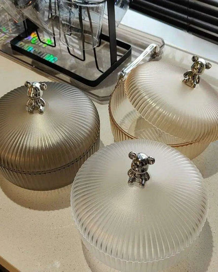 Chic Bear Design Plastic Snack Storage Tray with Dustproof Lid for Nuts, Fruits, and Candies - Spacious Kitchen Organizer