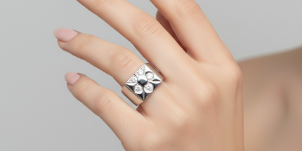 Evoke Modern Geometric Copper Ring with Flower Inlay & Gemstones Rings modern-geometric-style-copper-jewelry-ring-with-flower-shaped-inlay-of-artificial-gemstones-suitable-for-daily-wear-and-parties
