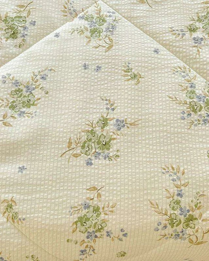 Charming Rabbit Pattern Seersucker Quilt