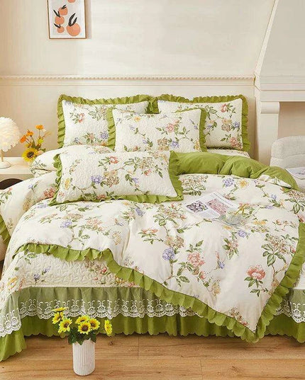 Chic Floral Ruffle Queen Bedding Set