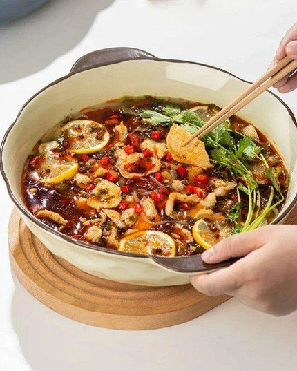 Sophisticated Porcelain Bowls for Ramen and Soup Dining Experience