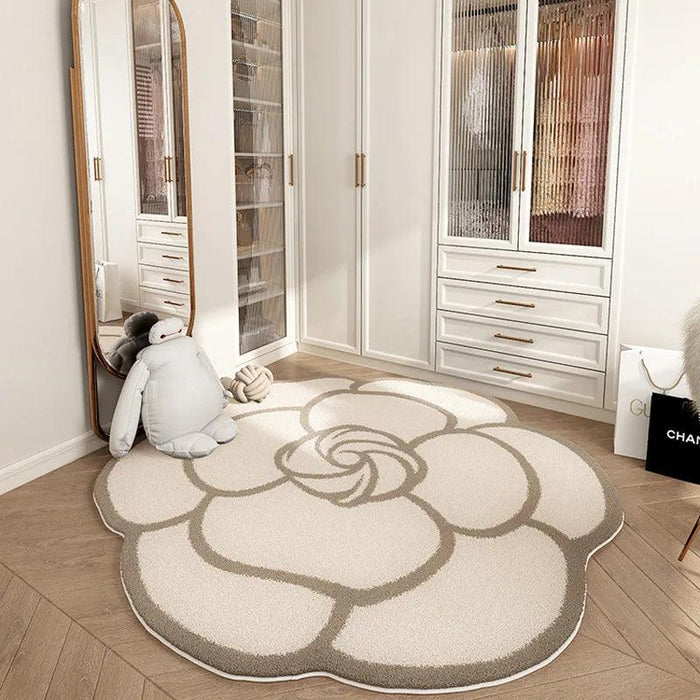 Luxurious Floral Plush Carpet - Elegant & Cozy Home Accent