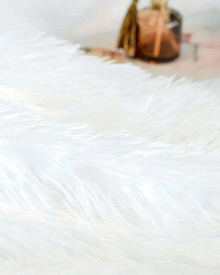 Luxury Coraline Faux Fur Queen Blanket - Elegant Winter Throw