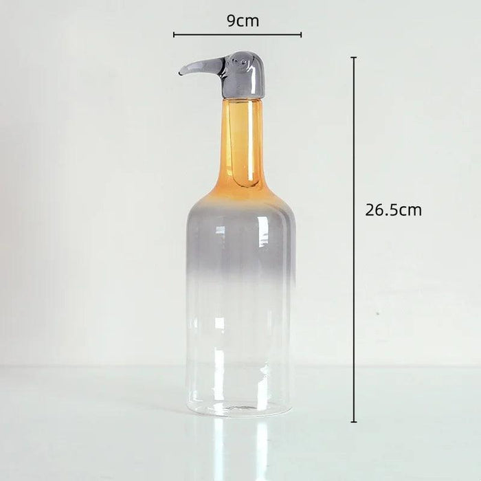 Toucan-Inspired Gradient Glass Vase: A Chic and Multifunctional Home Accent