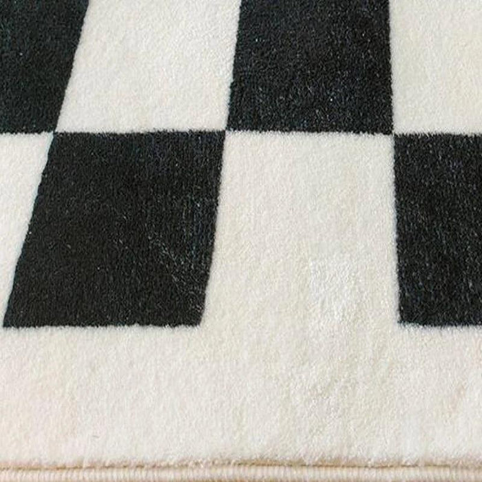 Retro Chic Checkerboard Plush Area Rug - Luxurious Home Enhancement