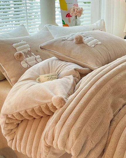 Luxurious Faux Rabbit Velvet Duvet Cover Set - Plush Bedding Collection with Pillowcases in Multiple Sizes