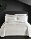 Fascinating white / Bedspread - 220x240cm
