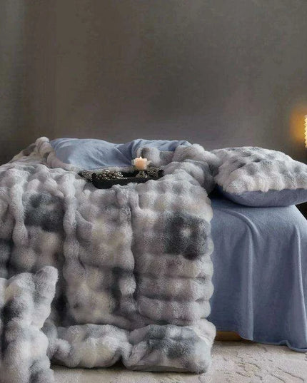Luxurious Gradient Blue & Grey Faux Rabbit Fur Velvet Fleece Bedding Set with Sheets & Pillowcases