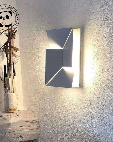 Elegant Customizable 3D Wall Sconce with Adjustable Brightness - Select Your Ideal Size