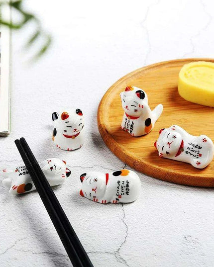 Whimsical Cat-Inspired Ceramic Chopstick Holder - Delightful Japanese Dining Accessory