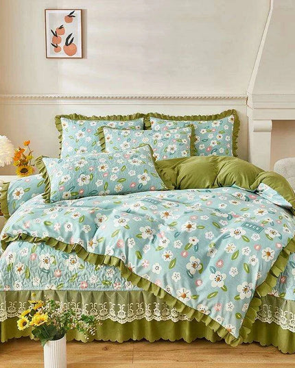 Chic Floral Ruffle Queen Bedding Set