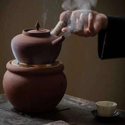Artisan 600ml Japanese Clay Teapot - Handcrafted Ceramic Kettle with Ergonomic Handle for Authentic Tea Brewing
