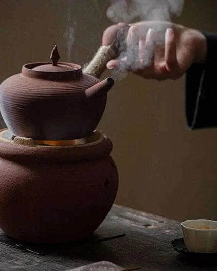 Artisan 600ml Japanese Clay Teapot - Handcrafted Ceramic Kettle with Ergonomic Handle for Authentic Tea Brewing