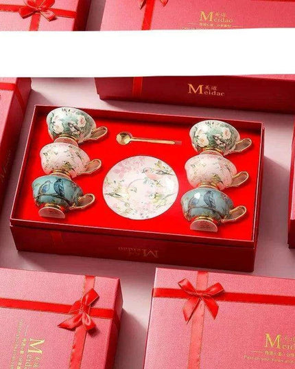 Elegant Bone China Coffee Mug & Saucer Set - Luxurious Drinkware for Coffee Aficionados