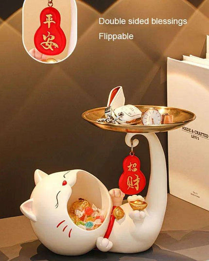 Charming Maneki-neko Key Organizer: Whimsical Resin Cat for Stylish Home Decor and Good Luck