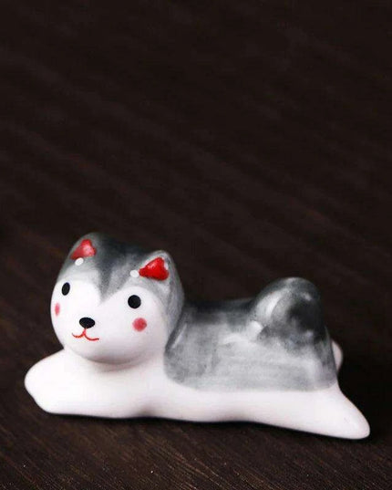 Charming Cat-Inspired Ceramic Chopstick Holder for Elegant Dining